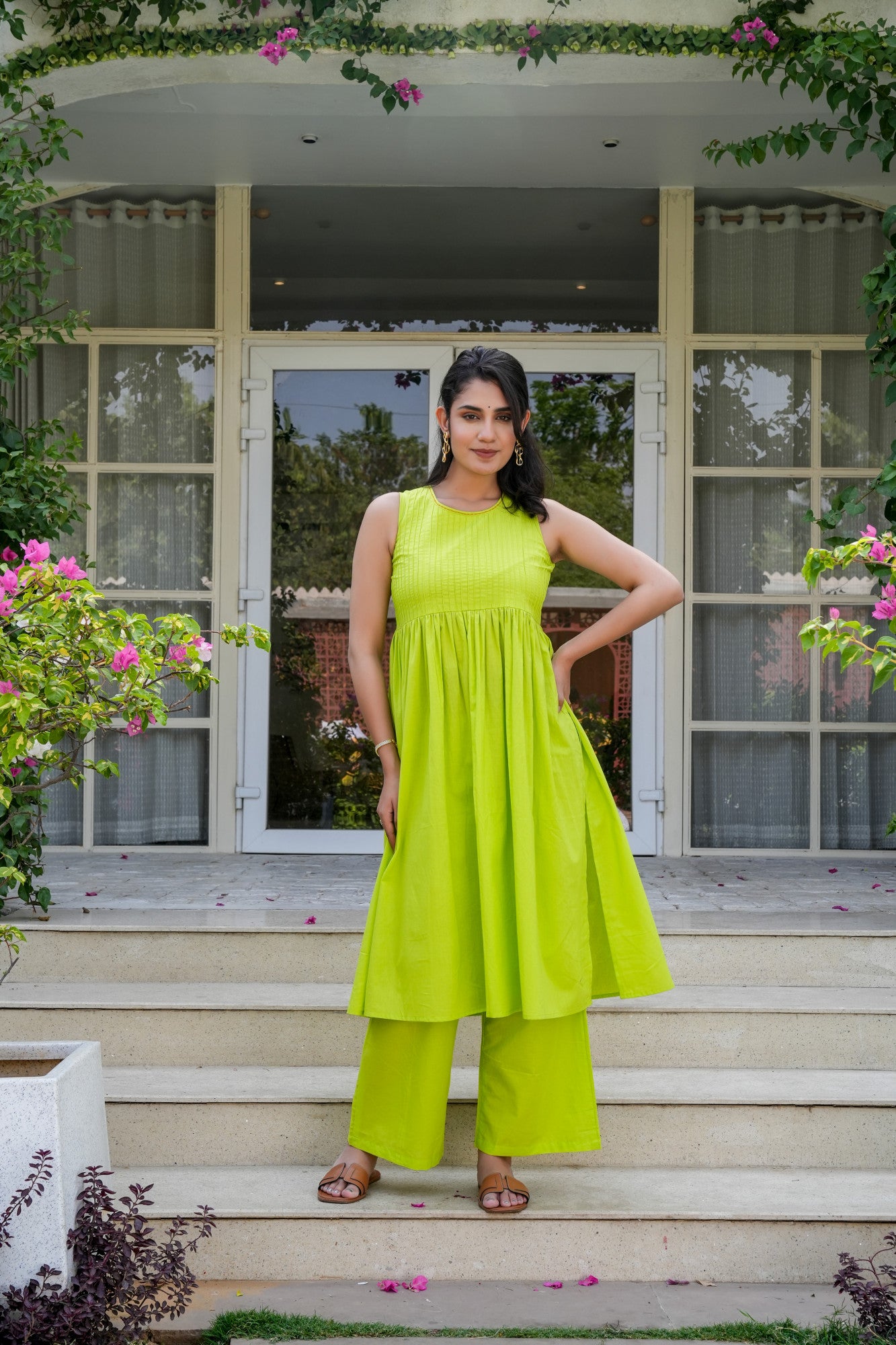 Pranati Pintuck Elegance Kurta Set