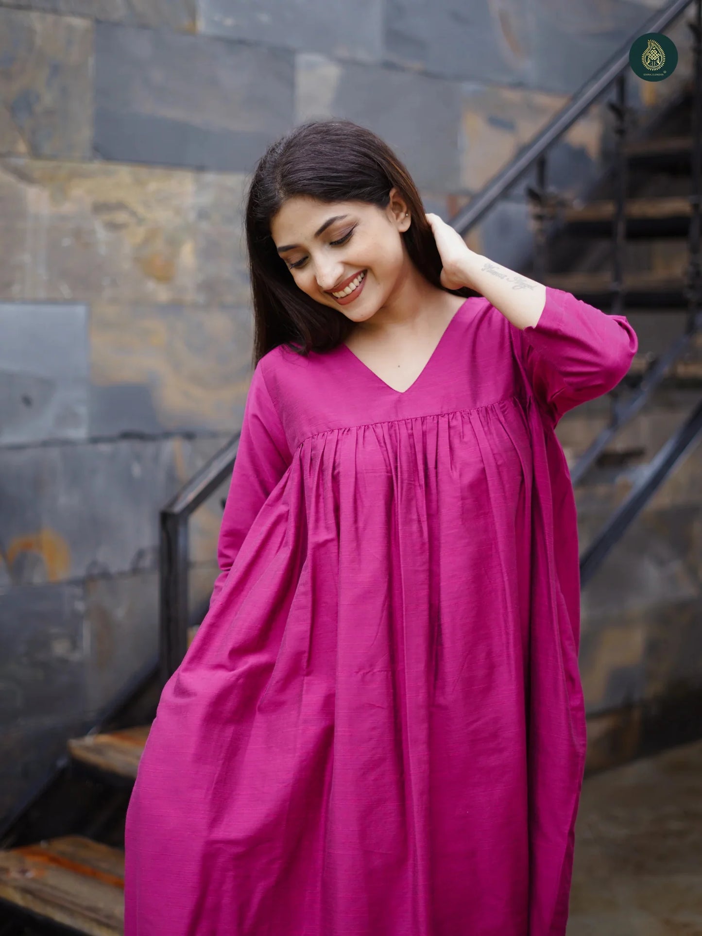 "Grace in Gathered Cotton – V-Neck Kurta Set with Pocket Pants"
