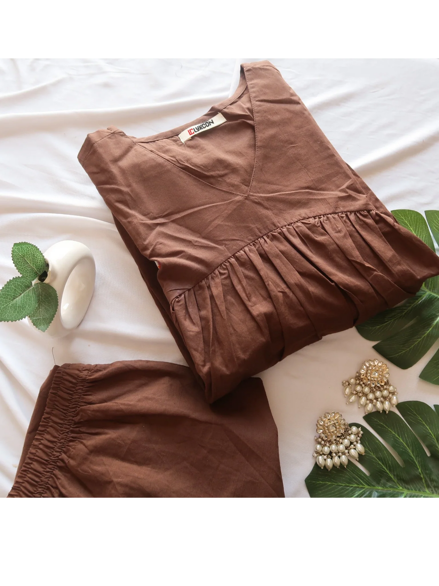"Grace in Gathered Cotton – V-Neck Kurta Set with Pocket Pants"