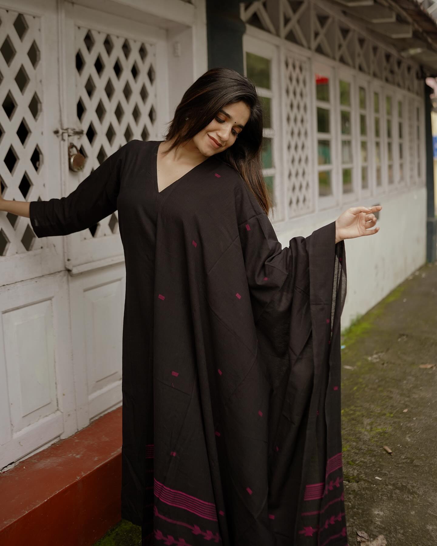 Elevate Everyday Elegance with Vedora's Signature Cotton Kurta Set