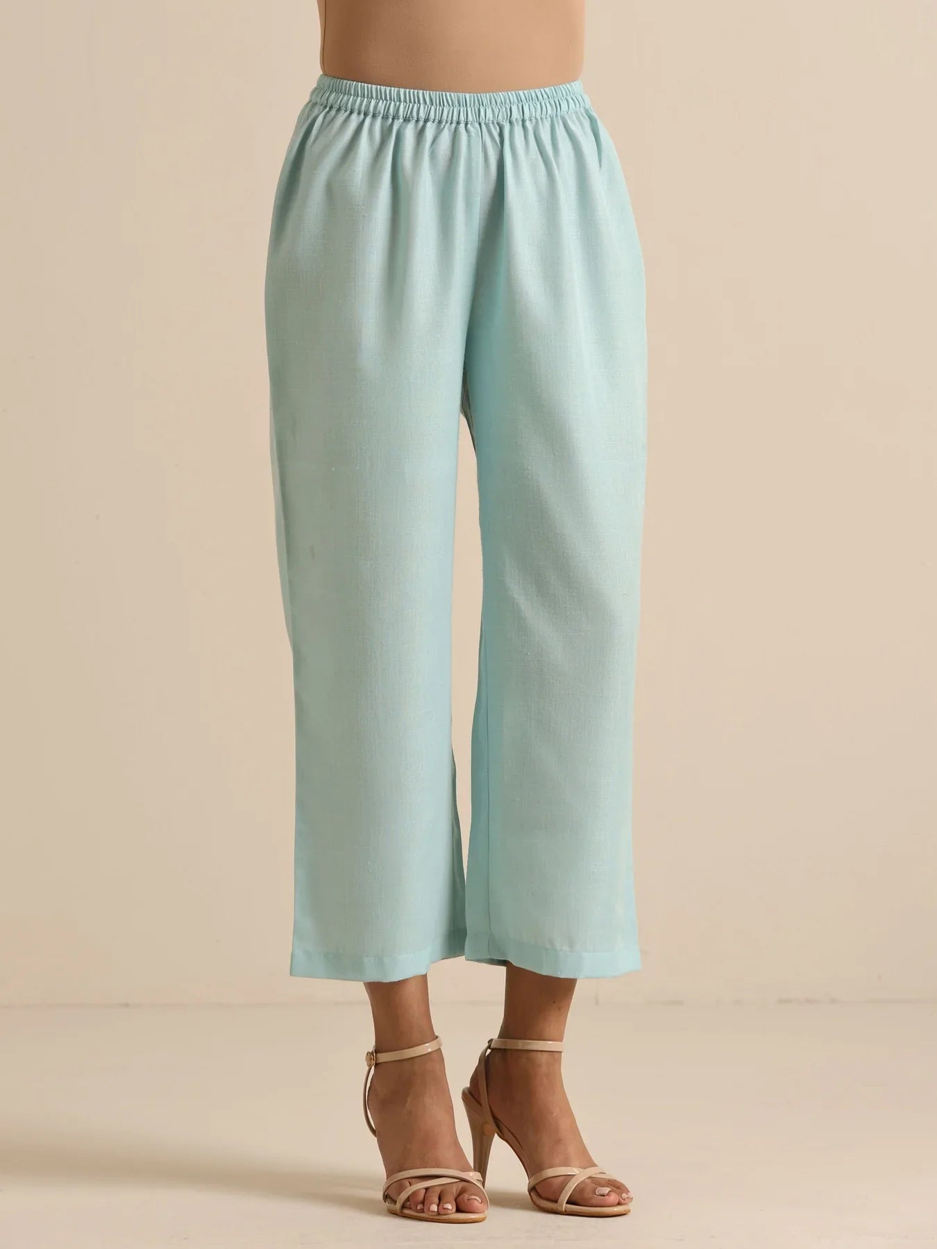 Basic V-Neck Flared Sleeveless Kurta Set with Pants
