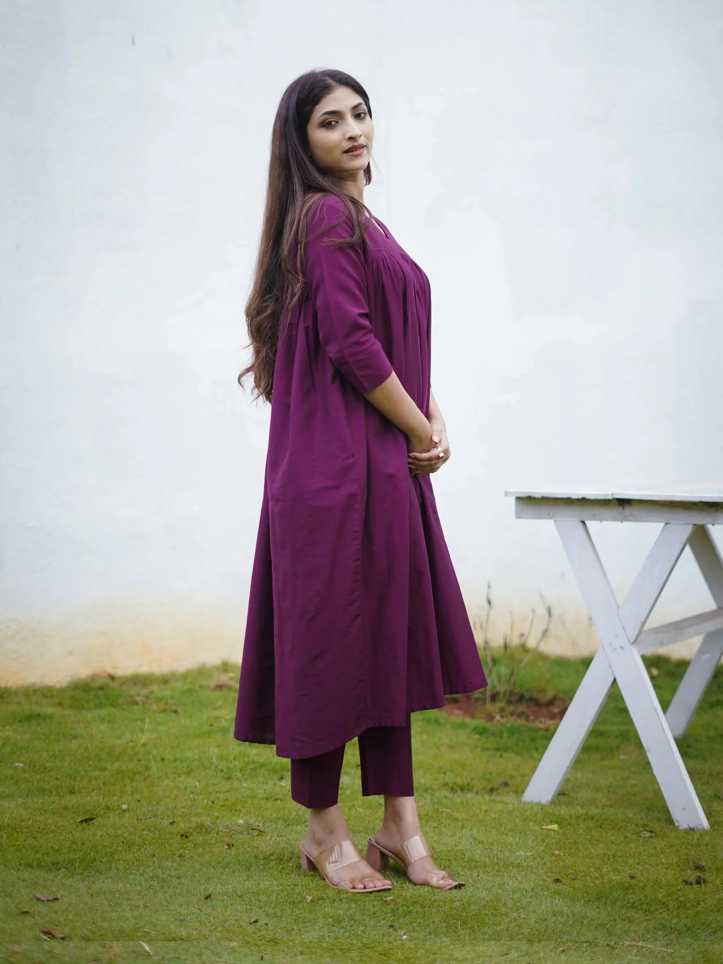"Grace in Gathered Cotton – V-Neck Kurta Set with Pocket Pants"