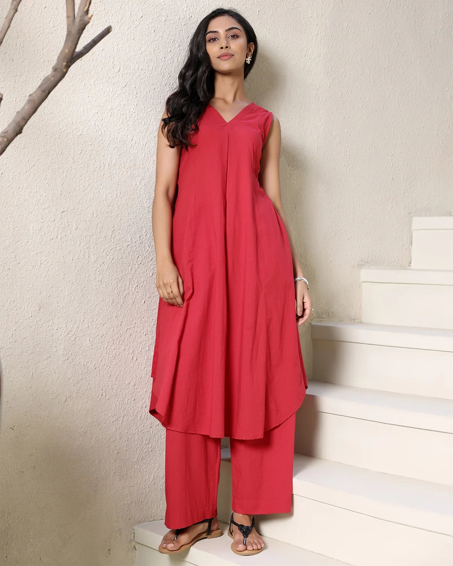 Basic V-Neck Flared Sleeveless Kurta Set with Pants