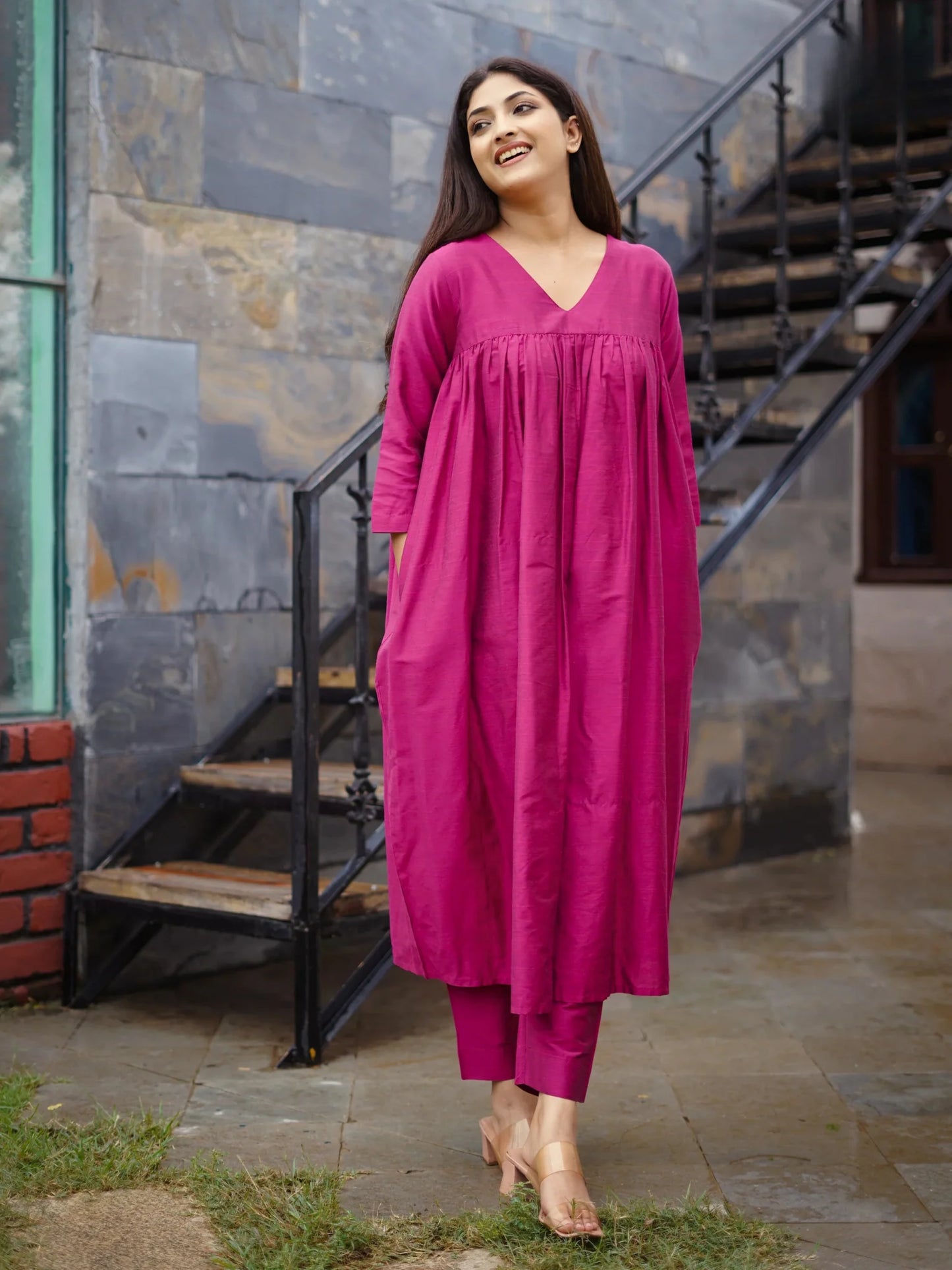 "Grace in Gathered Cotton – V-Neck Kurta Set with Pocket Pants"