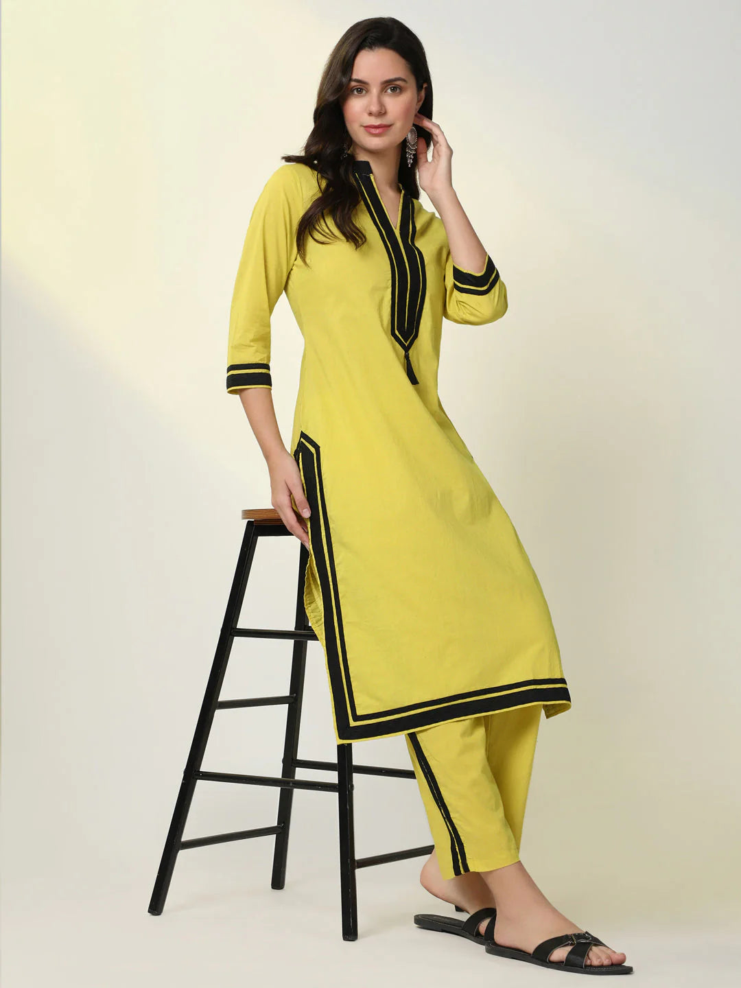 Contrast Elegance – Premium  Cotton Kurta Pant Set by Vedora