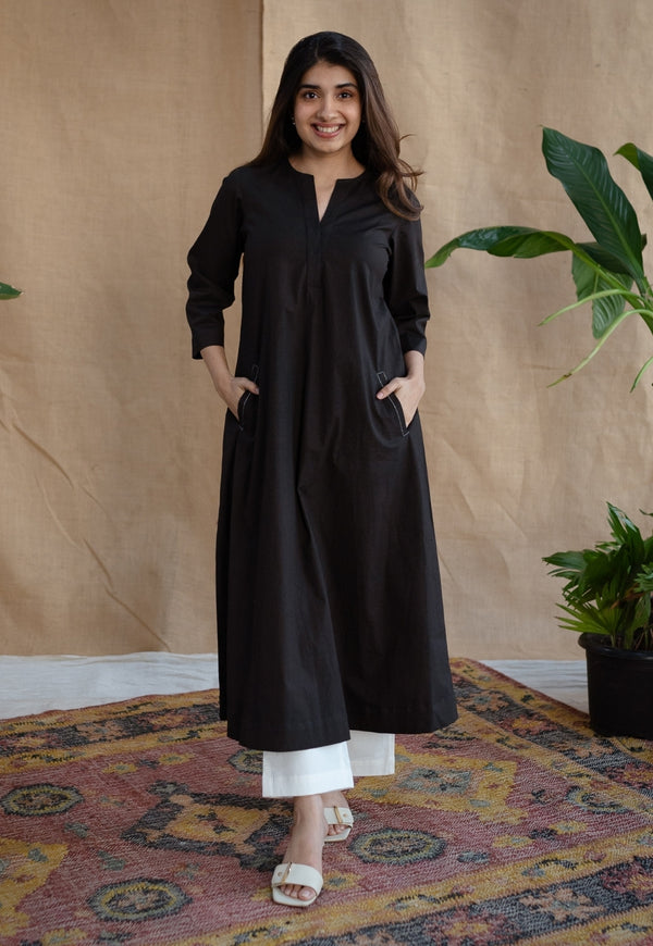Vedora’s Black Rayon Poplin Kurta – Timeless Elegance in Every Stitch