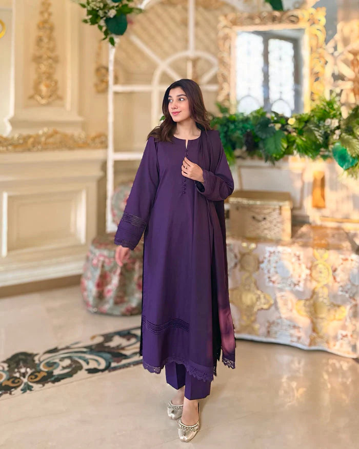 Lawn Dobby Elegance – 3-Piece Stitched Suit Set