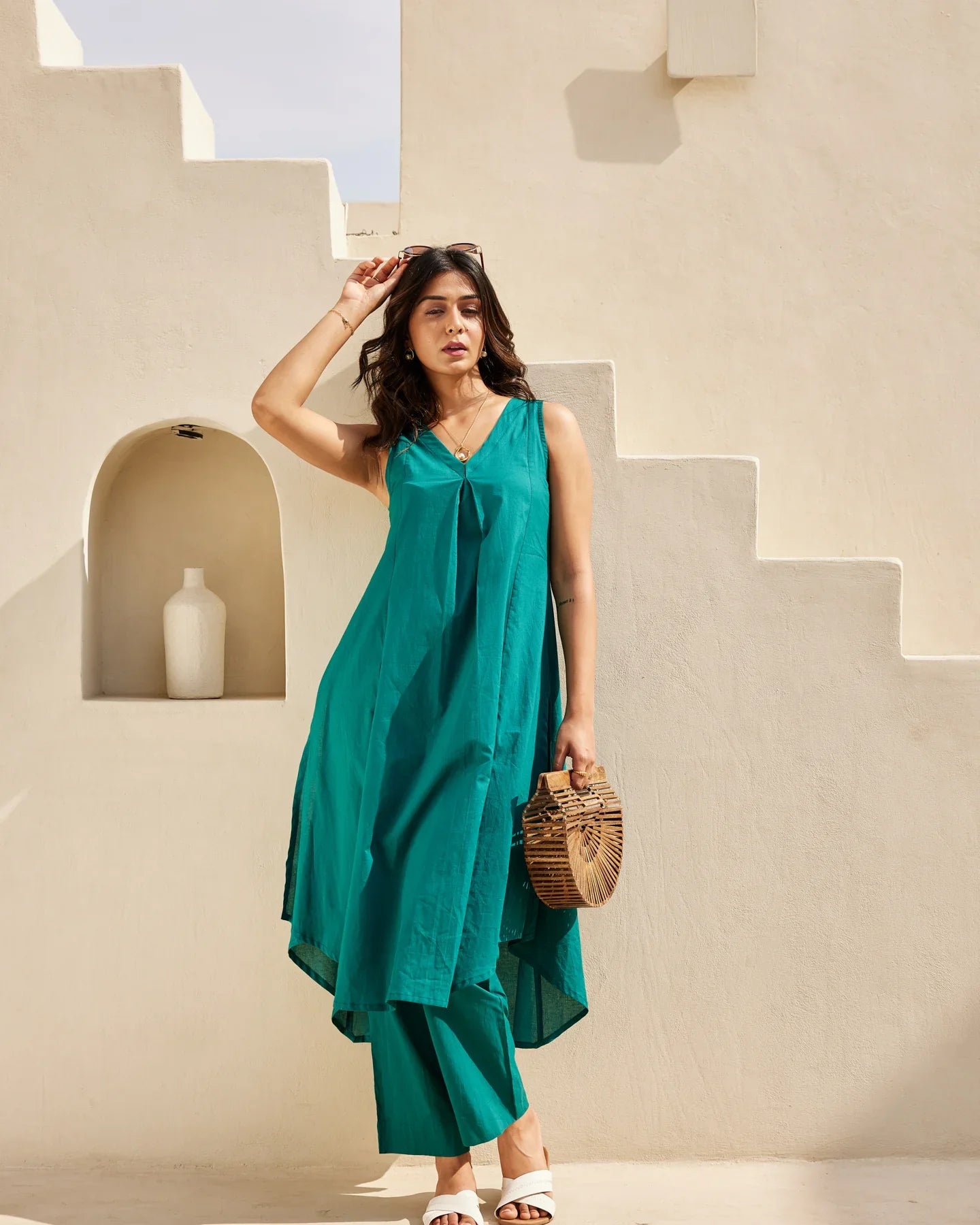 Basic V-Neck Flared Sleeveless Kurta Set with Pants