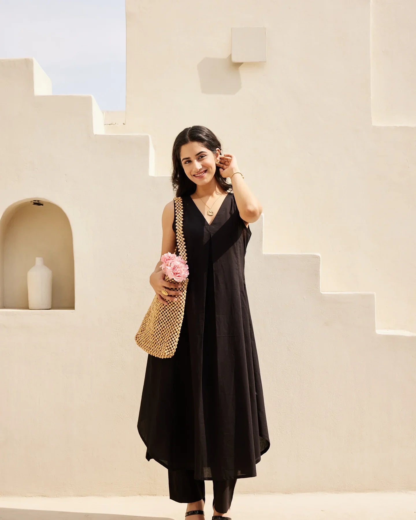Basic V-Neck Flared Sleeveless Kurta Set with Pants