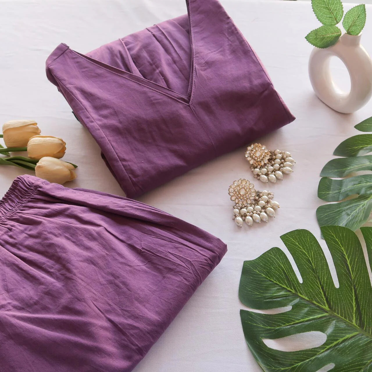 Basic V-Neck Flared Sleeveless Kurta Set with Pants
