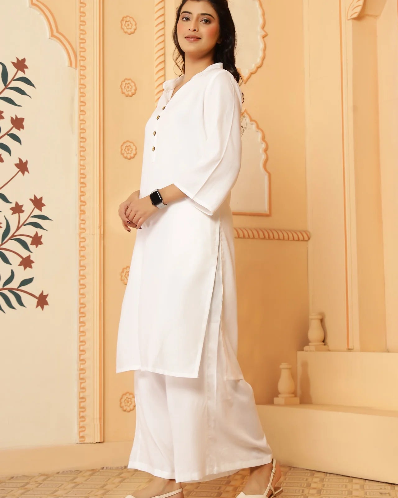 7 Shades of Style: Women’s Solid Rayon Kurta & Palazzo Set – Lavender Highlight
