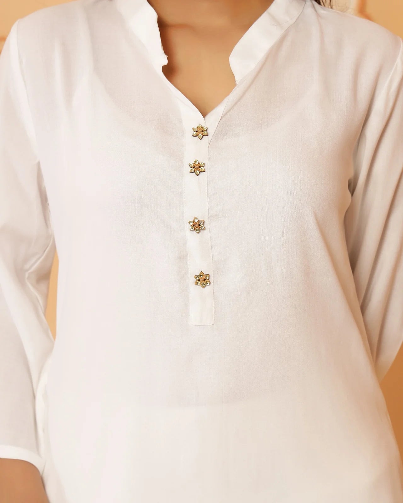 7 Shades of Style: Women’s Solid Rayon Kurta & Palazzo Set – Lavender Highlight
