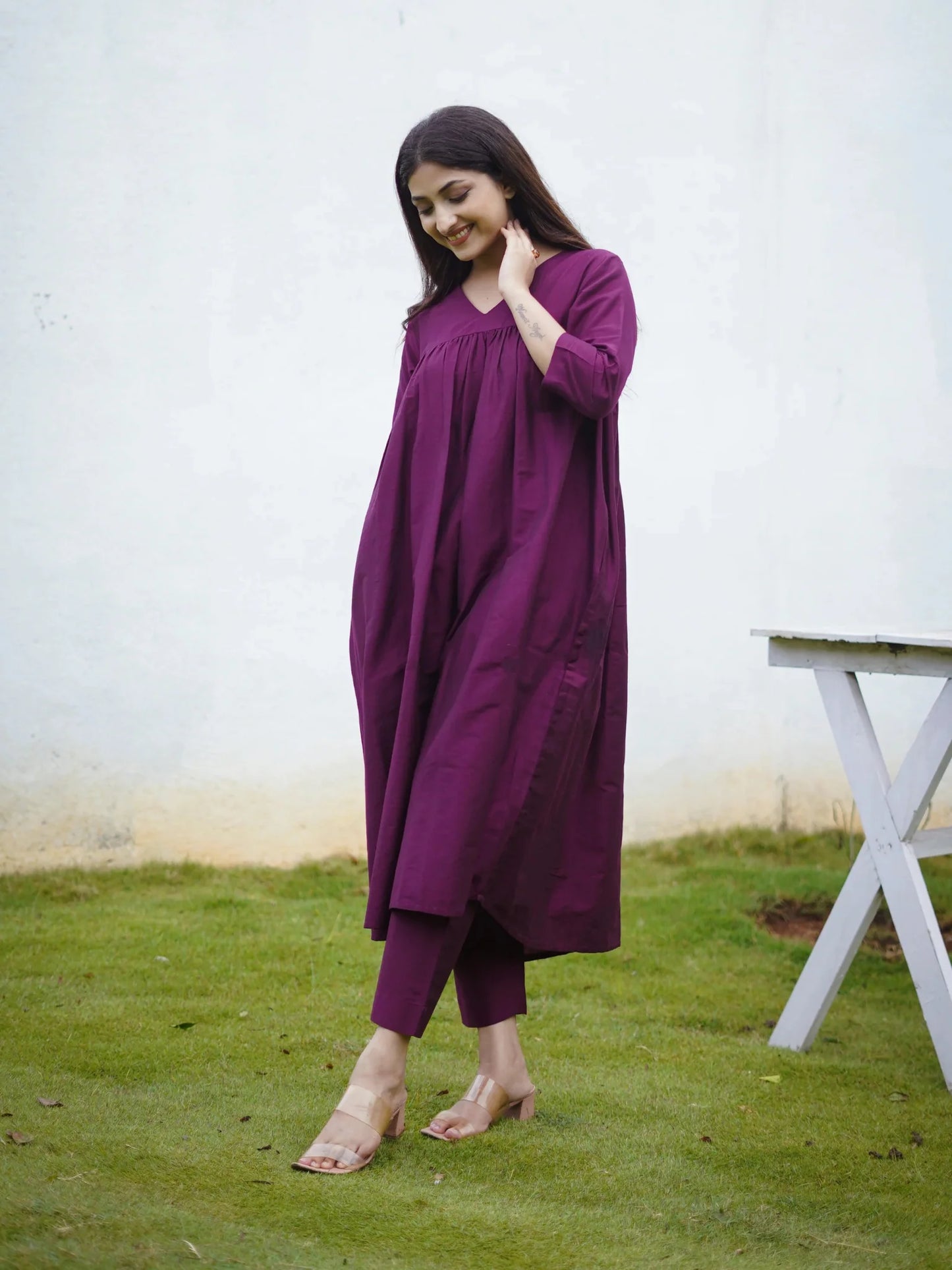 "Grace in Gathered Cotton – V-Neck Kurta Set with Pocket Pants"