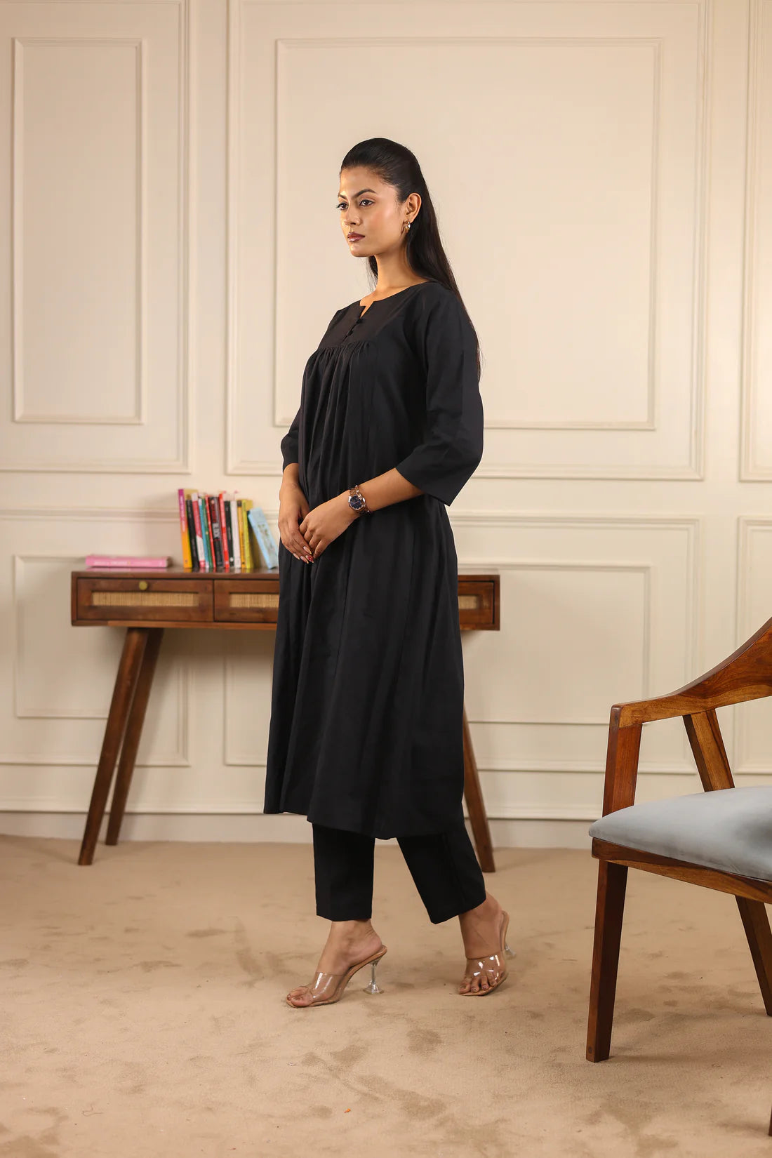"Nayra" - Flowy Gathered Yoke Cotton Kurta & Straight Pants Set