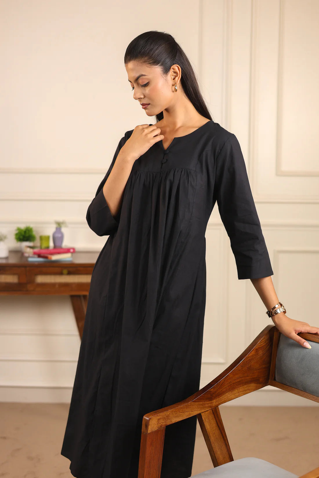 "Nayra" - Flowy Gathered Yoke Cotton Kurta & Straight Pants Set