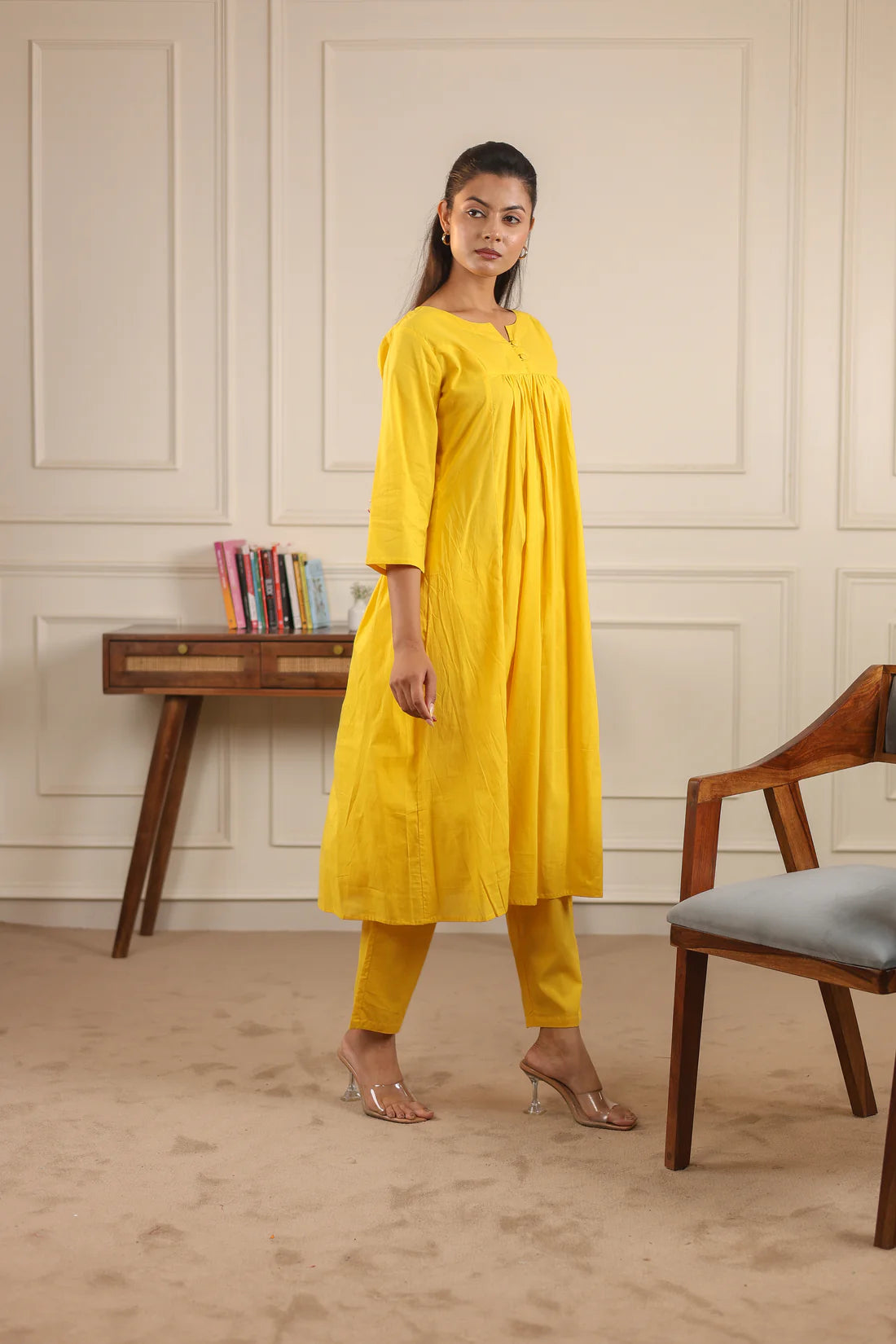 "Nayra" - Flowy Gathered Yoke Cotton Kurta & Straight Pants Set