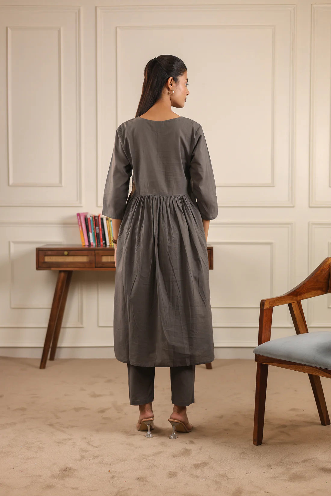 "Nayra" - Flowy Gathered Yoke Cotton Kurta & Straight Pants Set