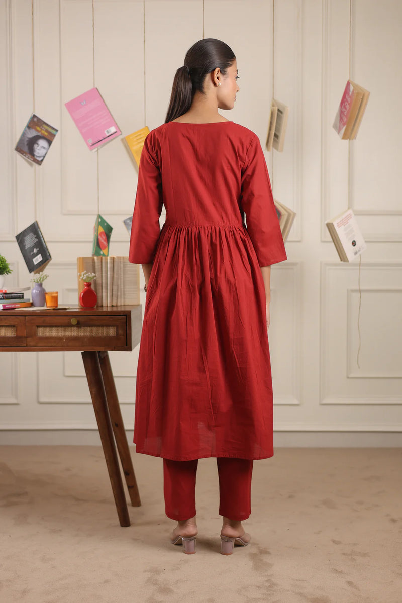 "Nayra" - Flowy Gathered Yoke Cotton Kurta & Straight Pants Set