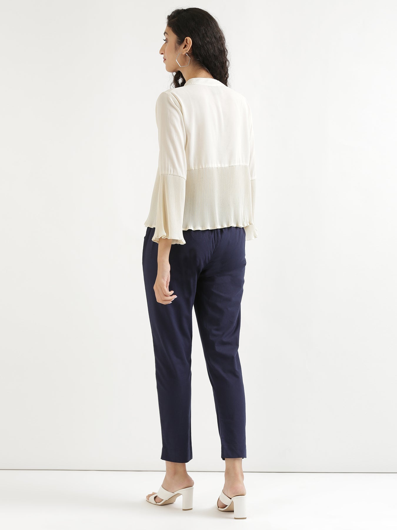 Vedora Versatility: Navy Blue Cotton Pants for Every Occasion