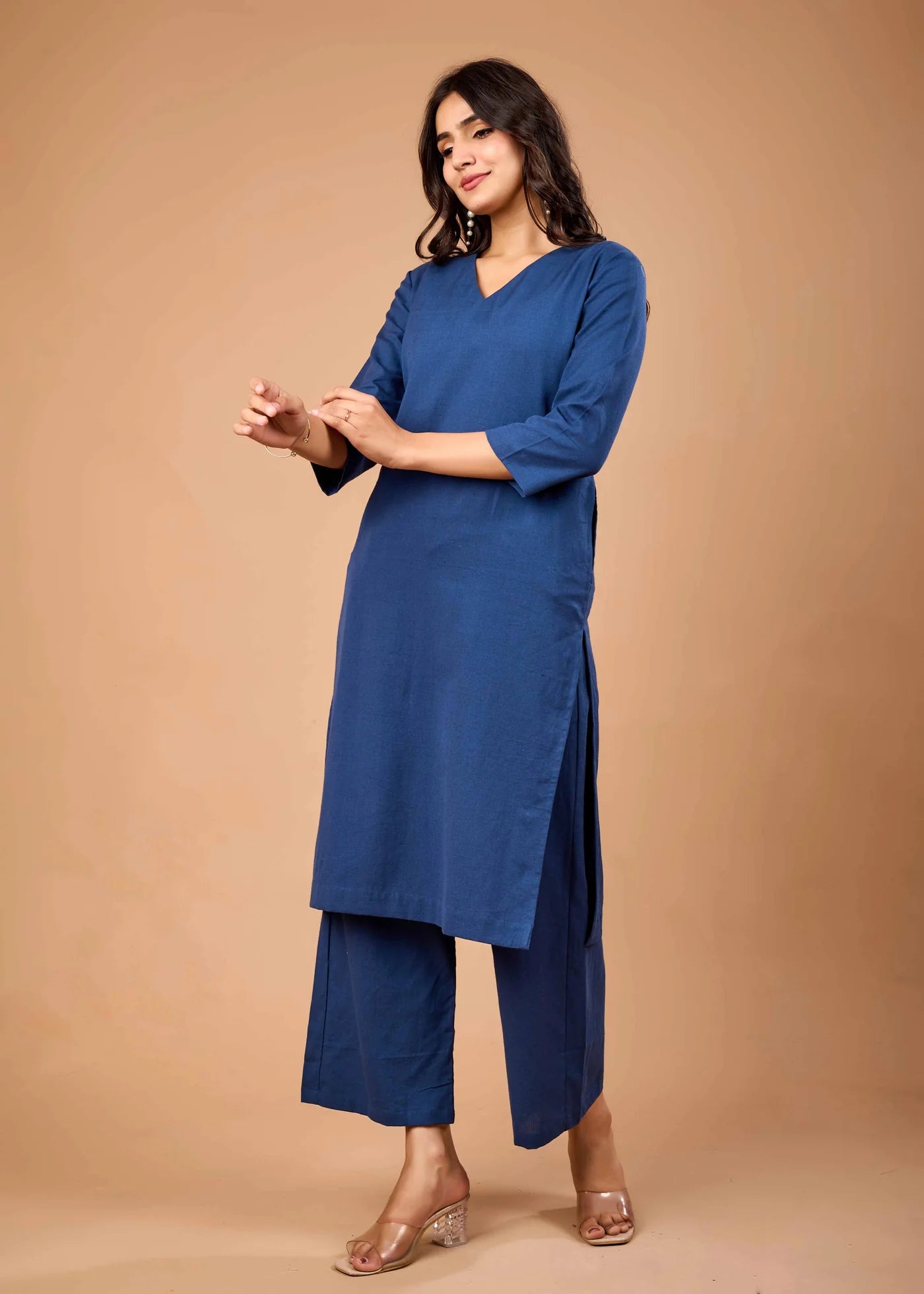 Classic Noir" – Redefining Everyday Elegance by Vedora