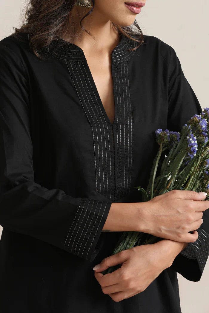 "Kaira" - Chic Black Cotton Tunic & Tulip Pants Co-ord Set