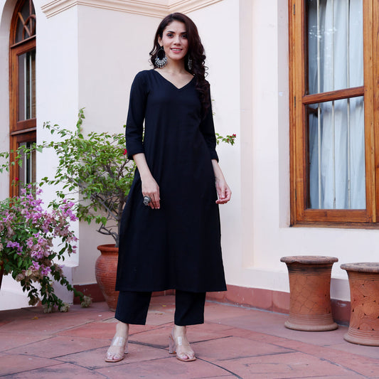 Classic Noir" – Redefining Everyday Elegance by Vedora