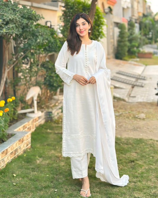 Vedora "Ethereal White– A Harmonious Blend of Style & Tradition