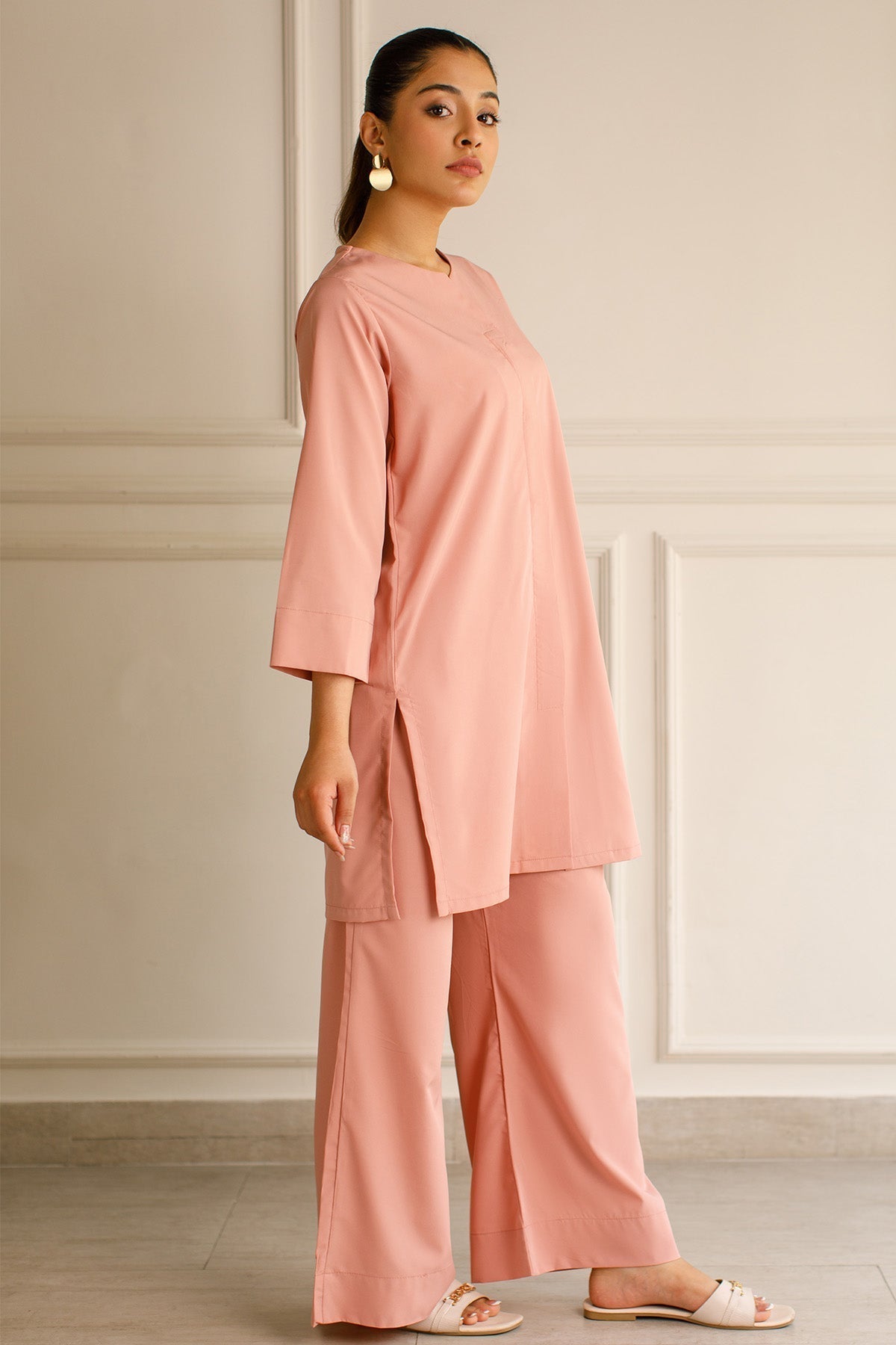 All-Season Elegance: Vedora's Flowy Rayon Co-ord Set