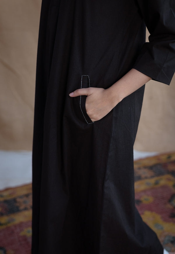Vedora’s Black Rayon Poplin Kurta – Timeless Elegance in Every Stitch