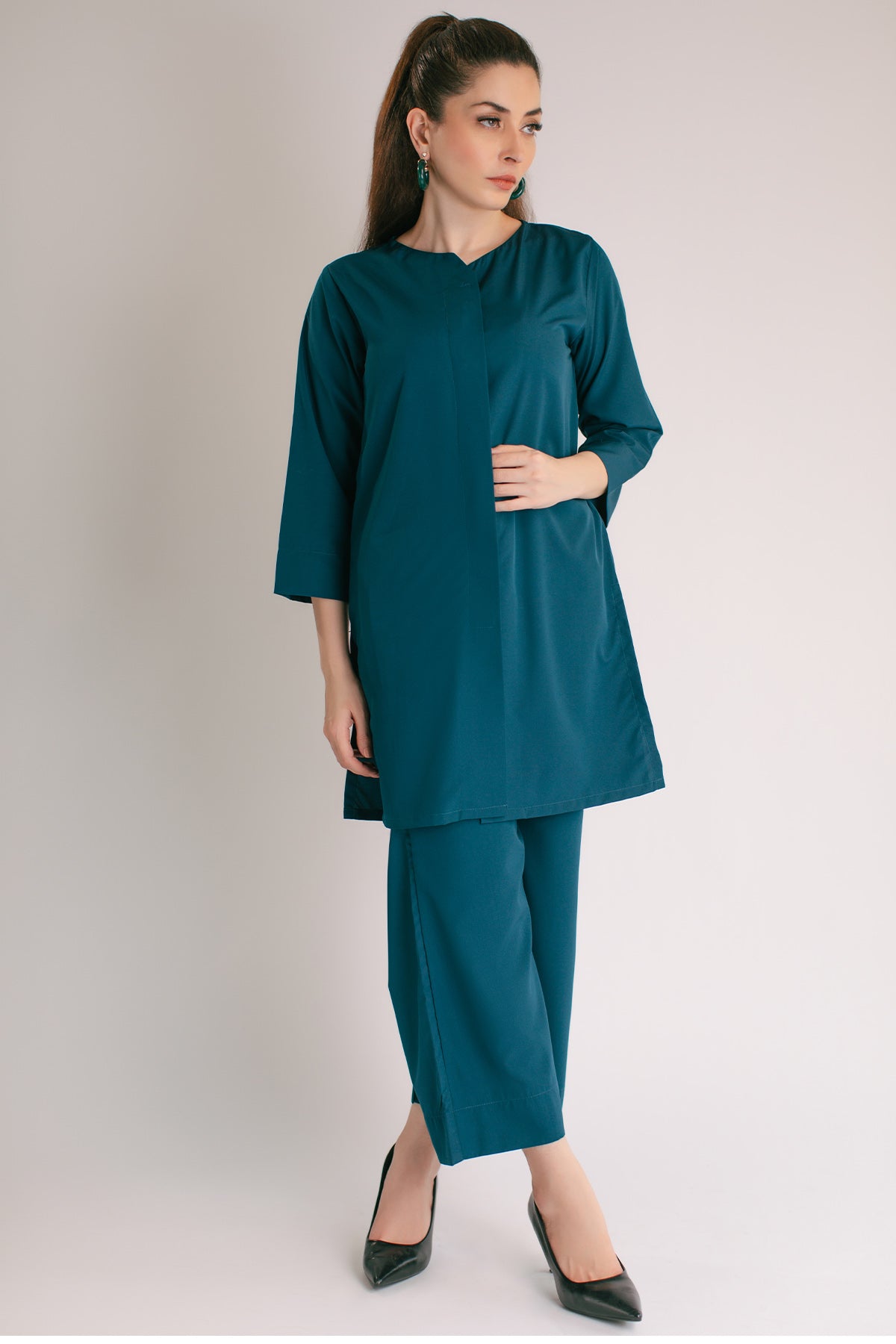 All-Season Elegance: Vedora's Flowy Rayon Co-ord Set
