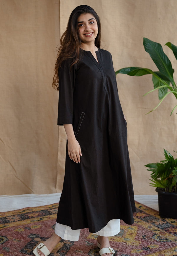 Vedora’s Black Rayon Poplin Kurta – Timeless Elegance in Every Stitch