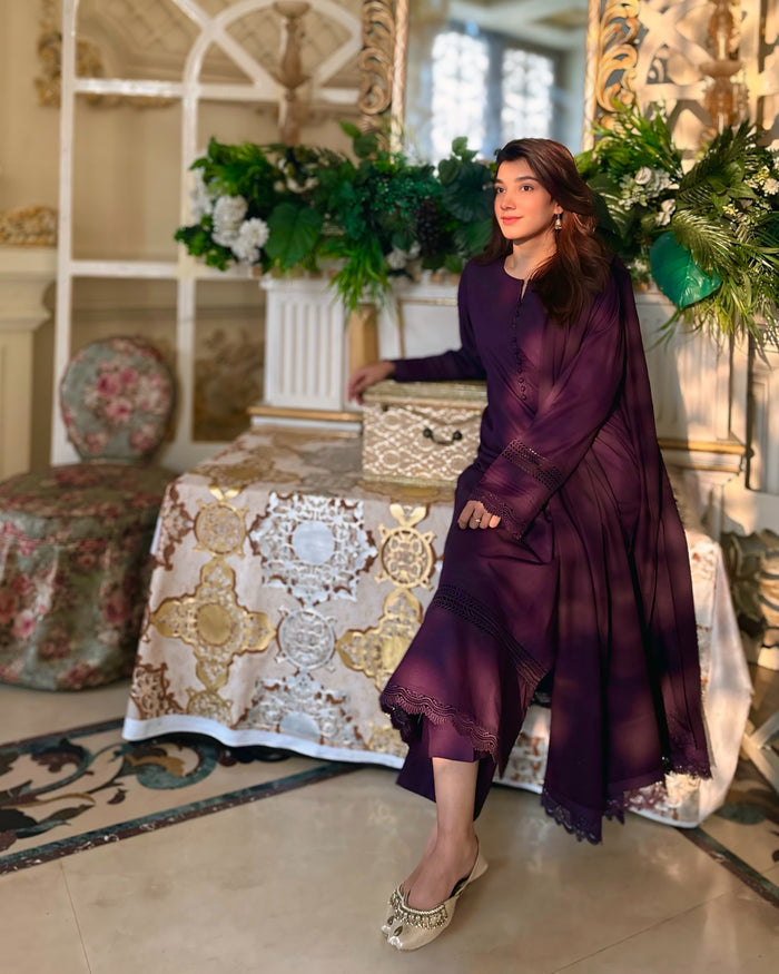 Lawn Dobby Elegance – 3-Piece Stitched Suit Set
