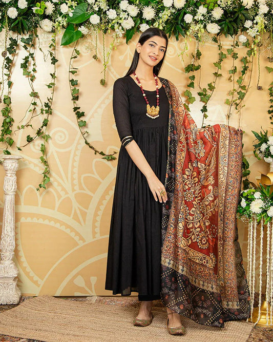 Peacock Kalamkari Suit Set – Timeless Tradition with a Contemporary Touch