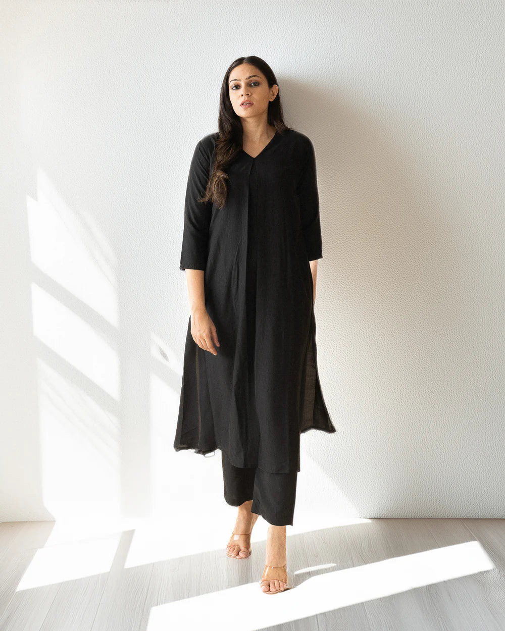 Modern Ethnic Muse – Vedora’s Cotton Kurta Pant Set with 3/4th Sleeves