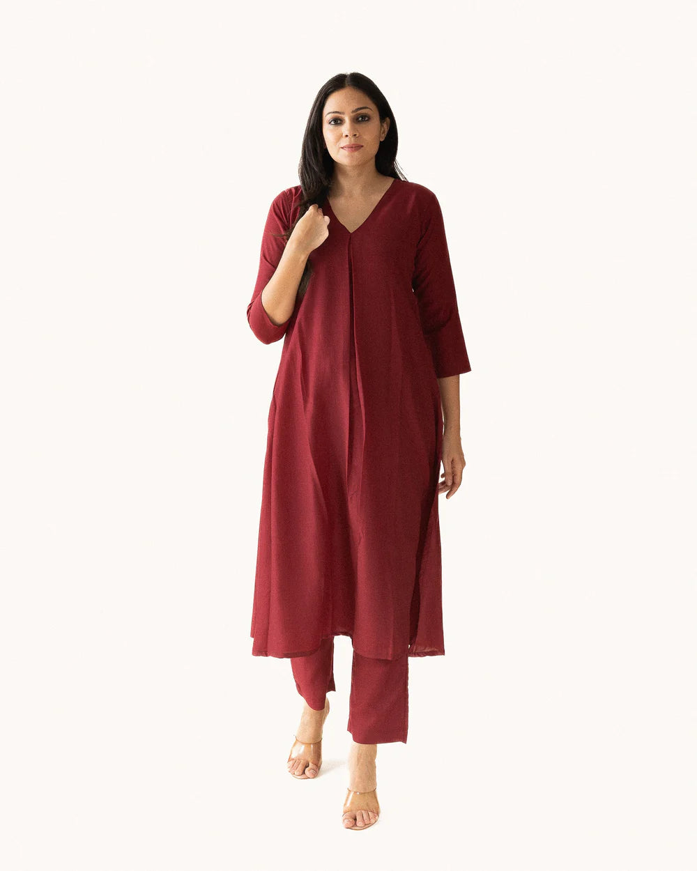 Modern Ethnic Muse – Vedora’s Cotton Kurta Pant Set with 3/4th Sleeves