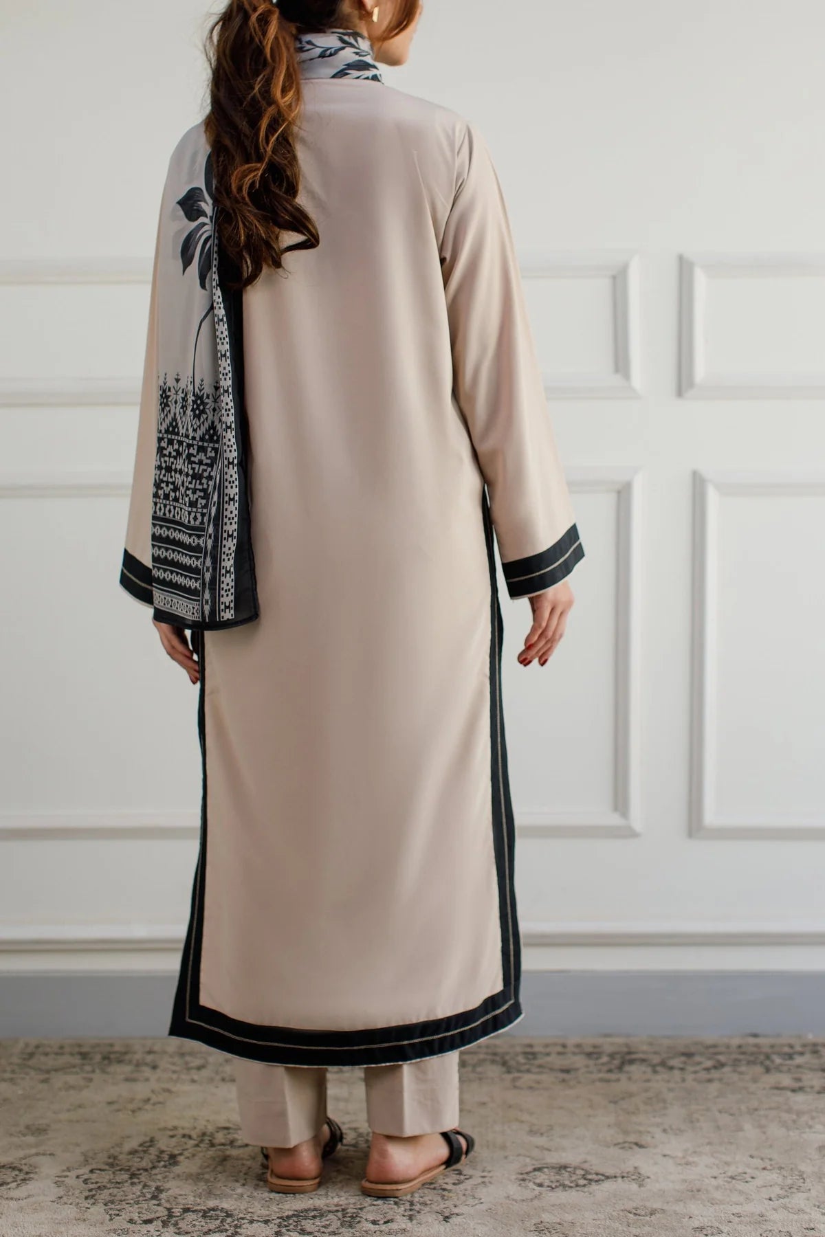 Ivory Noir – Beige &amp; Black Contrast Rayon Kurta Set