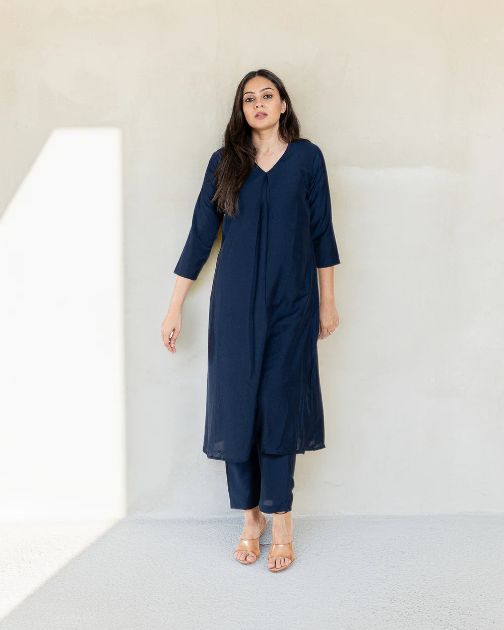 Modern Ethnic Muse – Vedora’s Cotton Kurta Pant Set with 3/4th Sleeves