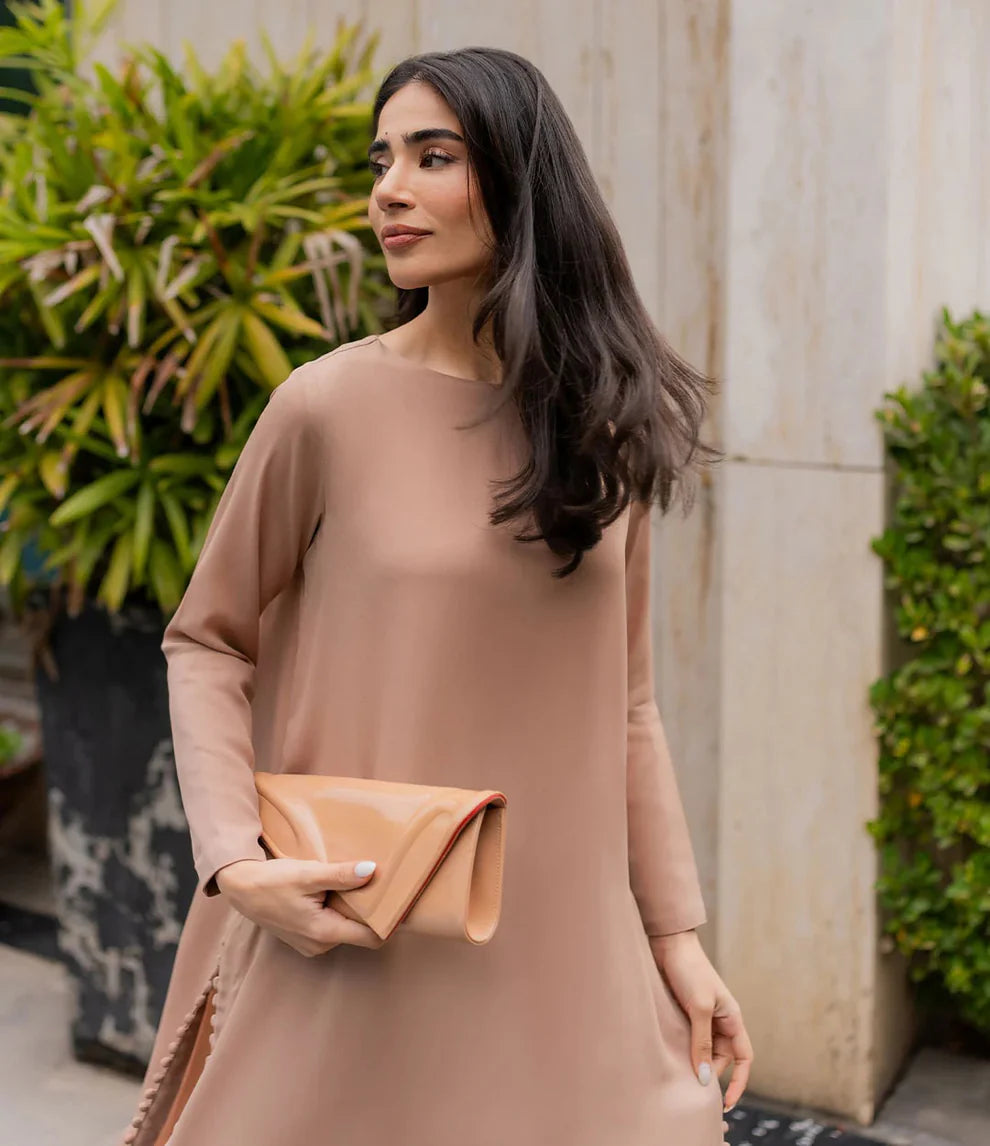 "Adah" - Flowy Butter Crepe Fabric Kurta & Pants Set