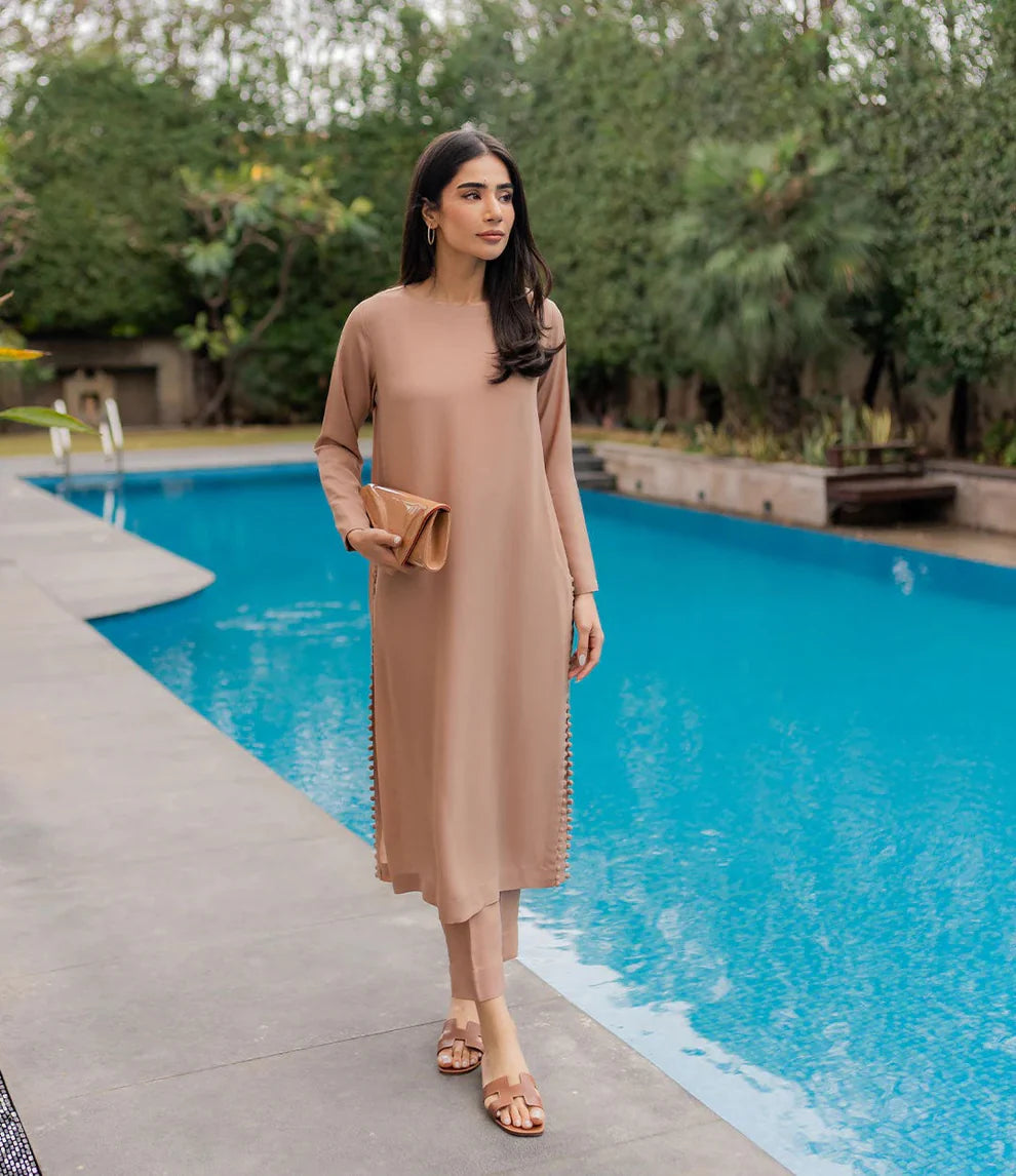 "Adah" - Flowy Butter Crepe Fabric Kurta & Pants Set