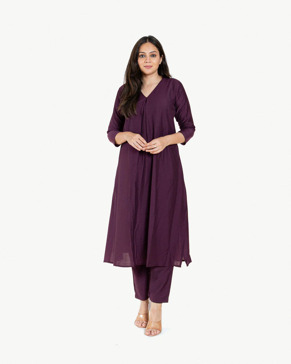 Modern Ethnic Muse – Vedora’s Cotton Kurta Pant Set with 3/4th Sleeves