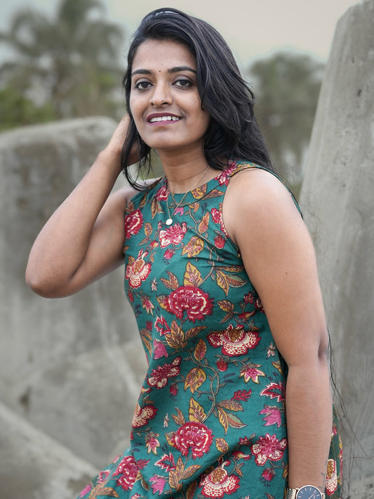 Kalamkari Grace Halterneck Kurti Pant Set