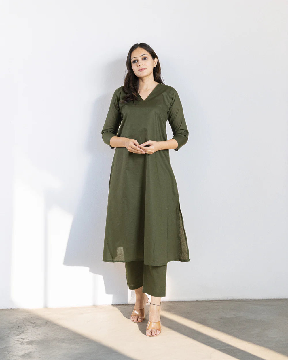 Classic Noir" – Redefining Everyday Elegance by Vedora